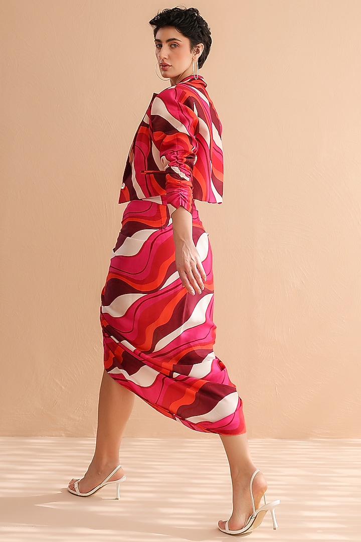 Fuchsia Pink Silk Blend Leheriya Printed Jacket Set by Pallavi Jaipur at Pernia's Pop Up Shop