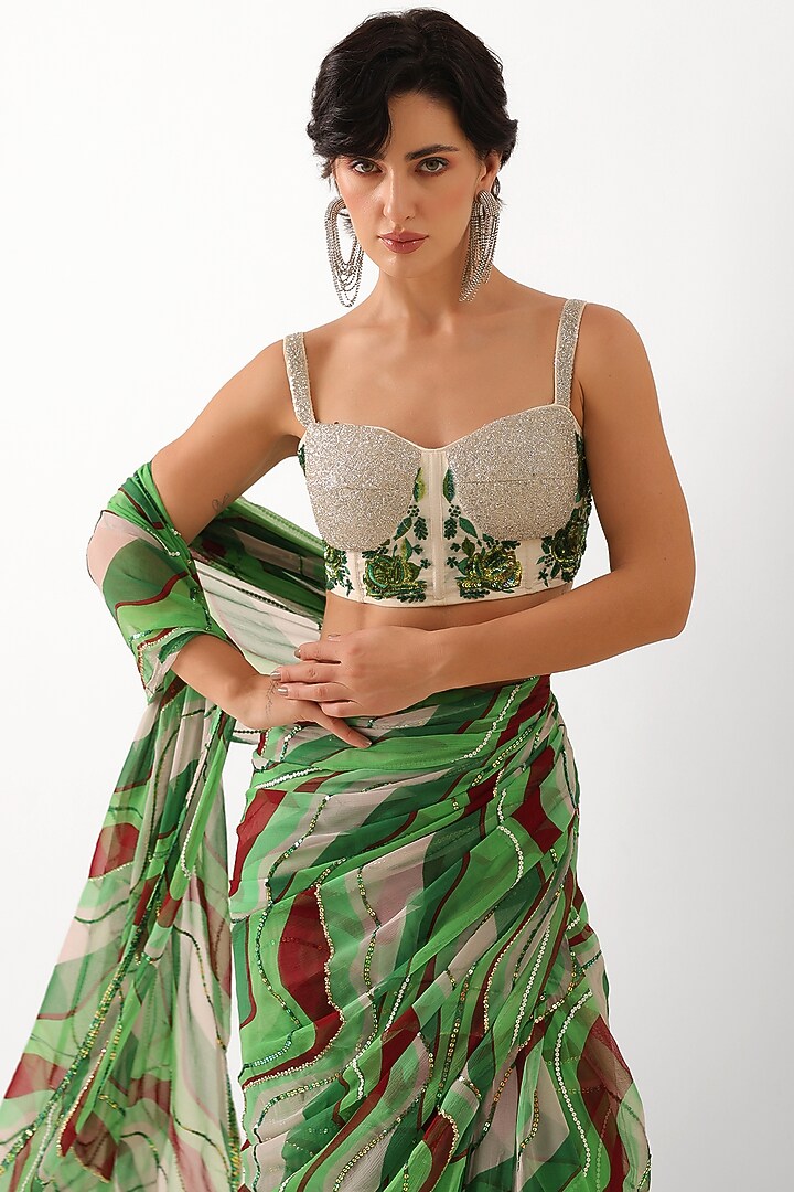 Pacific Green Chiffon Leheriya Printed Pre-Pleated Wedding Saree Set by Pallavi Jaipur at Pernia's Pop Up Shop