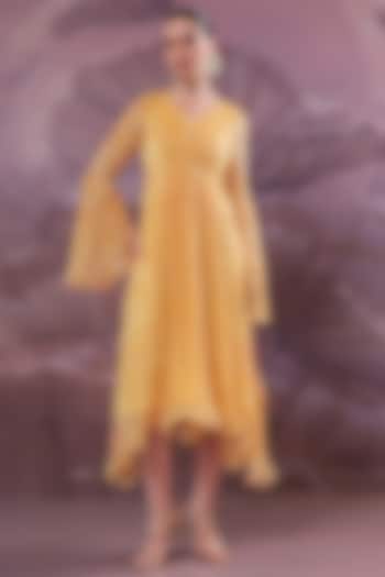 Butter Yellow Chiffon Printed High-Low Vacation Dress by Pallavi Jaipur at Pernia's Pop Up Shop
