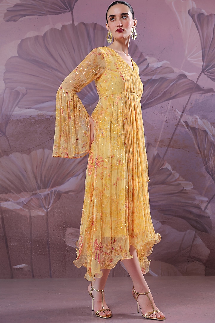 Butter Yellow Chiffon Printed High-Low Vacation Dress by Pallavi Jaipur at  Pernia's Pop Up Shop 2026
