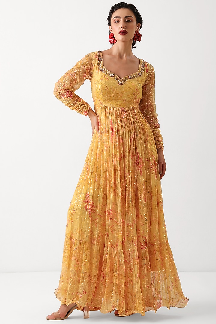 Butter Yellow Chiffon Zardosi Embroidered Wedding Anarkali Set by Pallavi Jaipur at Pernia's Pop Up Shop