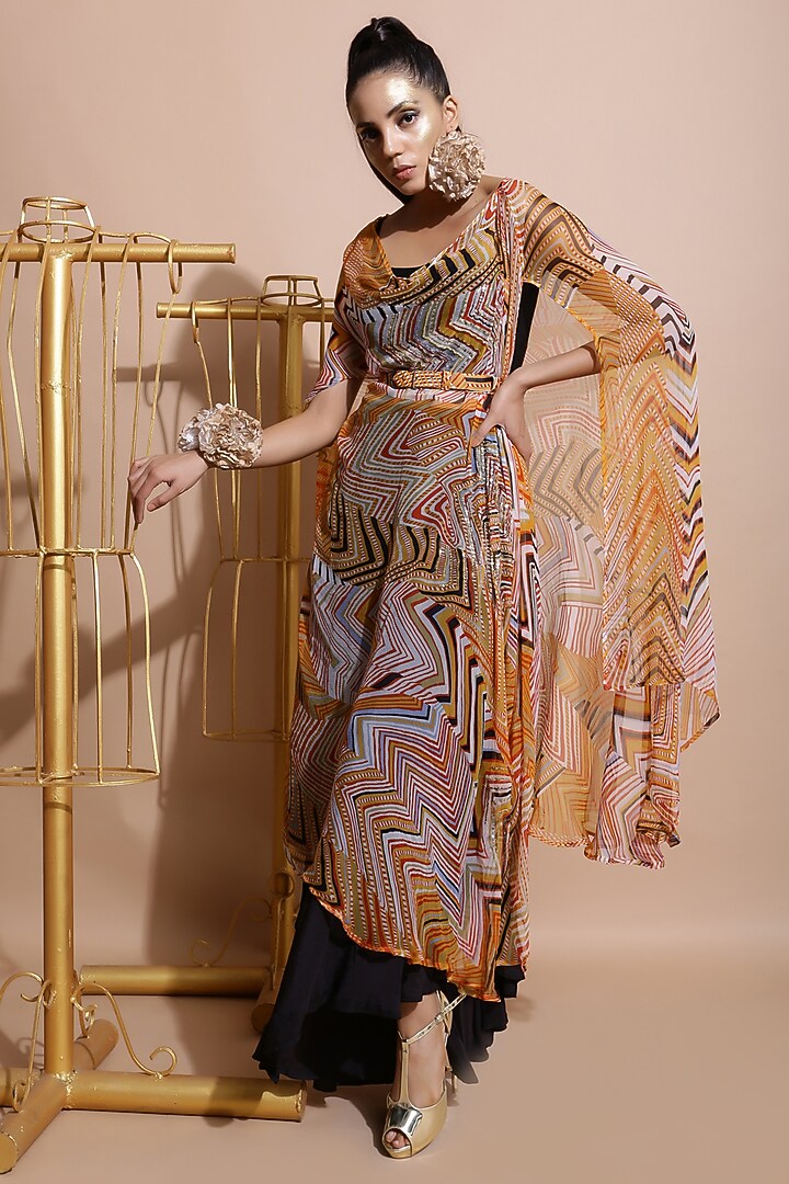 Mustard Leheriya Printed Cape by Pallavi Jaipur at Pernia's Pop Up Shop