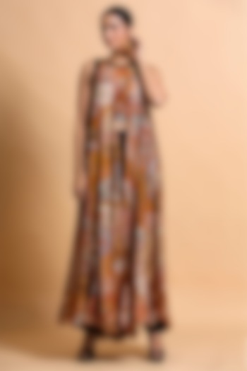 Mustard Leheriya Pant Set by Pallavi Jaipur at Pernia's Pop Up Shop