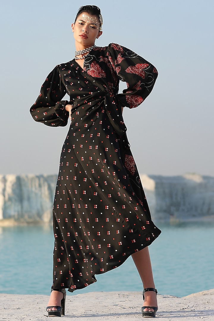 Black Printed Wrap Dress by Pallavi Jaipur