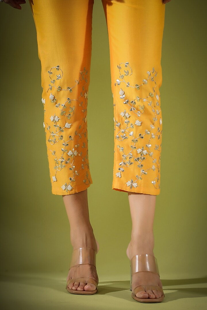Mango Yellow Embroidered Tunic Set by Pallavi Jaipur at Pernia's Pop Up Shop