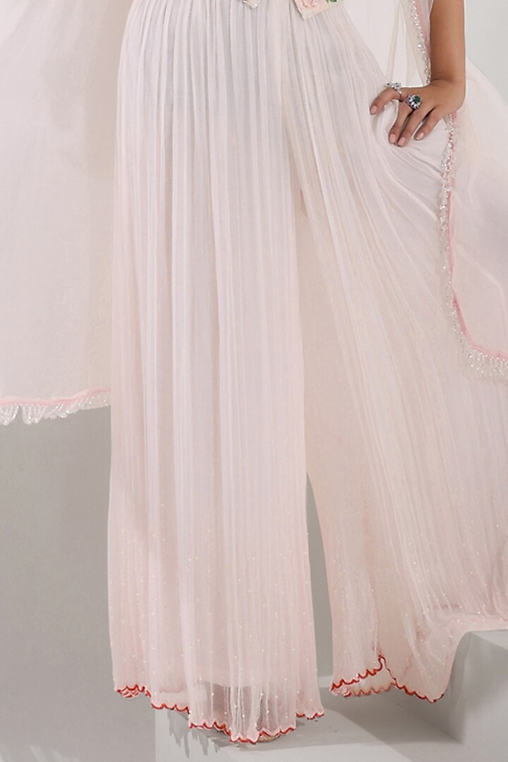 Seashell Pink Organza Cape Set by Pallavi Jaipur at Pernia's Pop Up Shop