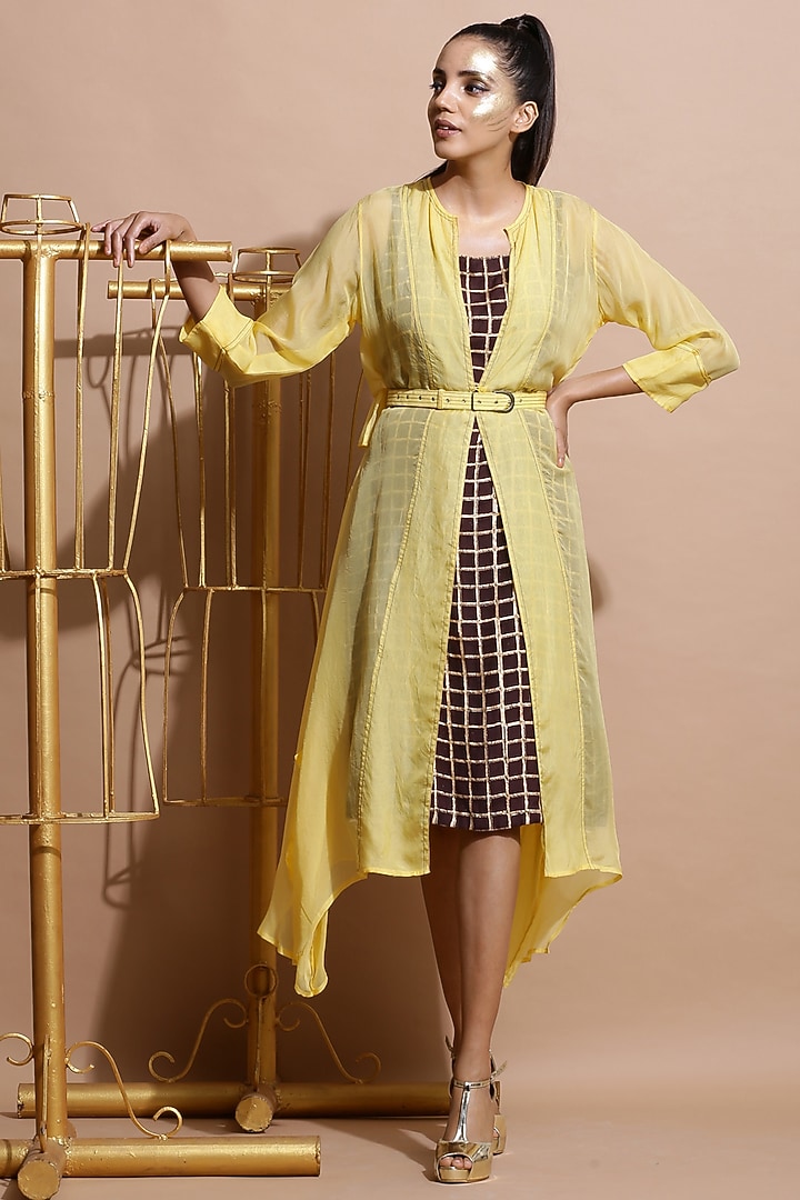 short dark brown dress Yellow Collar Belt Button Midi Dress main image 1