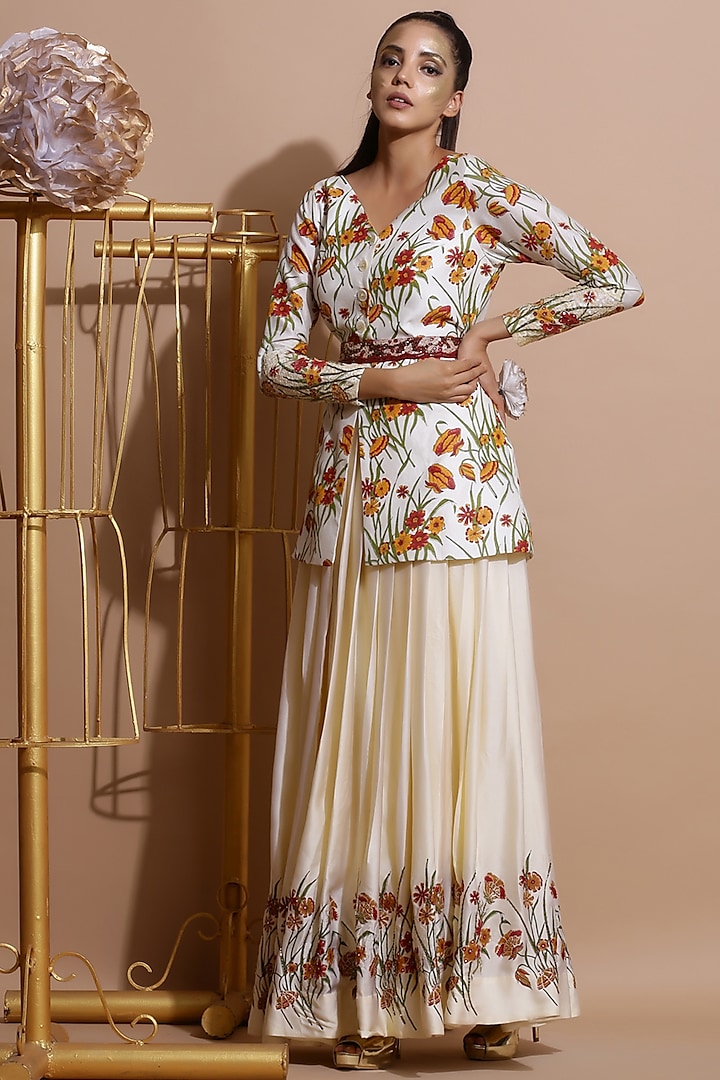 Cream Printed Skirt Set With Embroidered Belt by Pallavi Jaipur