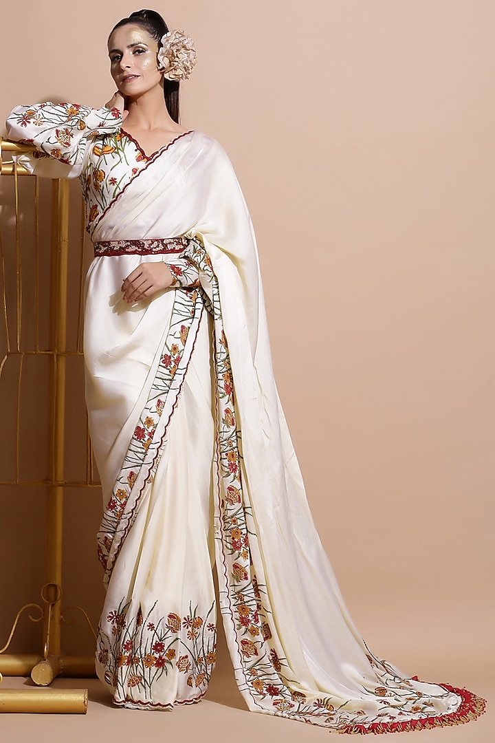 Cream Printed Saree Set With Embroidered Belt by Pallavi Jaipur
