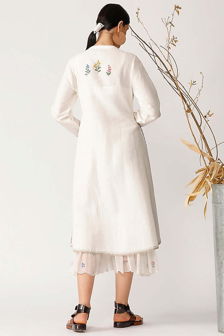 White Embroidered Asymmetric Tunic by Payal Pratap at Pernia's Pop Up Shop