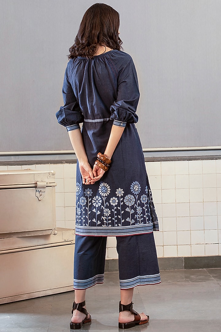Navy Blue Embroidered Tunic by Payal Pratap at Pernia's Pop Up Shop
