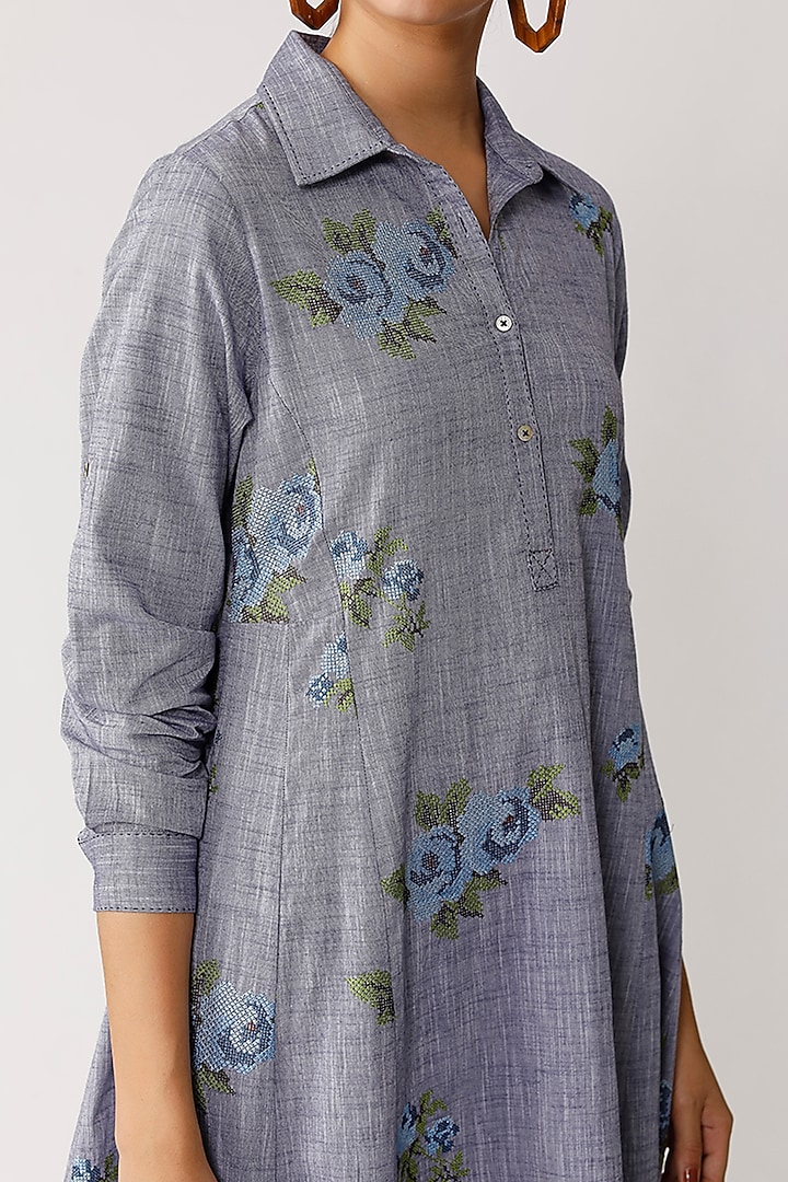 Blue Embroidered Tunic by Umbar by Payal Pratap at Pernia's Pop Up Shop