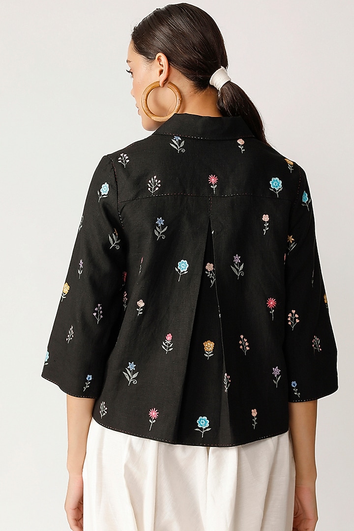 Black Floral Embroidered Jacket by Payal Pratap at Pernia's Pop Up Shop