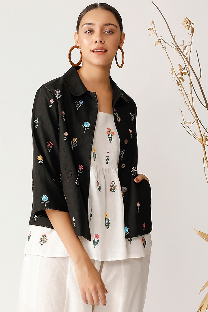 Black Floral Embroidered Jacket by Payal Pratap at Pernia's Pop Up Shop