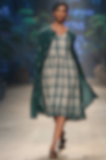 Green Checkered Vacation Dress With Cutwork by Payal Pratap at Pernia's Pop Up Shop