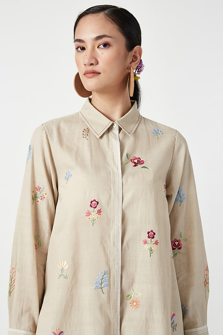 Beige Cotton Khadi Embroidered Tunic Set by Payal Pratap at Pernia's Pop Up Shop