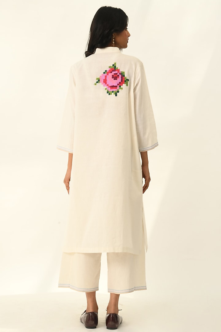 Ivory Handloom Cotton Rose Applique Embroidered Tunic Set by Payal Pratap at Pernia's Pop Up Shop