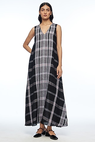 Black Handloom Linen Checkered Maxi Dress by Payal Pratap