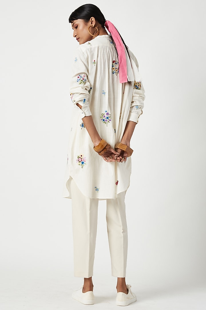Ivory Cotton Embroidered Tunic by Payal Pratap at Pernia's Pop Up Shop