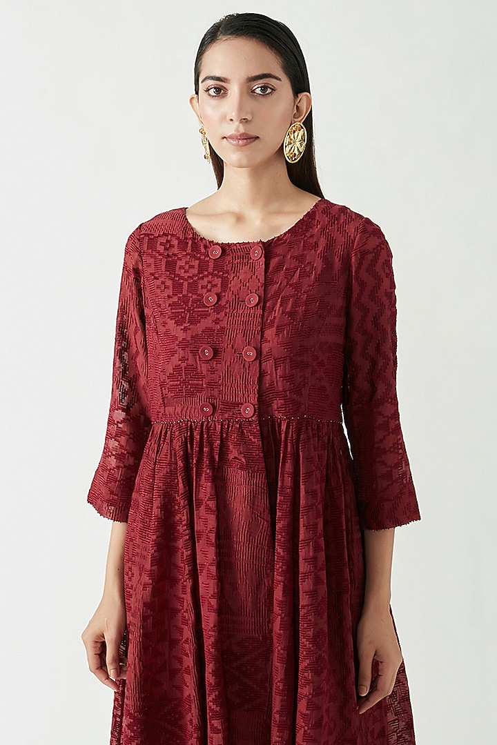 Wine Cotton Silk Embroidered Kurta Set by Payal Pratap at Pernia's Pop Up Shop