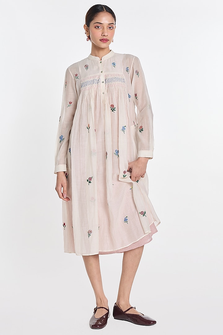 Ivory Cotton Silk Floral Embroidered Tunic by Payal Pratap at Pernia's Pop Up Shop