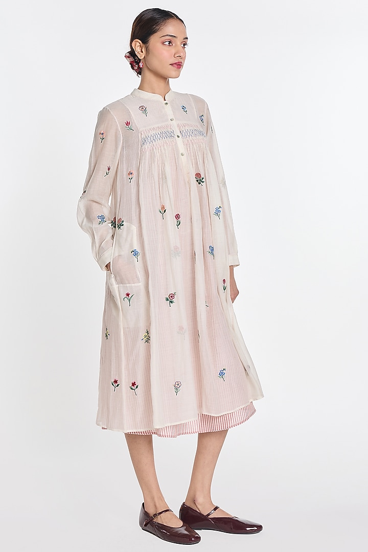 Ivory Cotton Silk Floral Embroidered Tunic by Payal Pratap at Pernia's Pop Up Shop