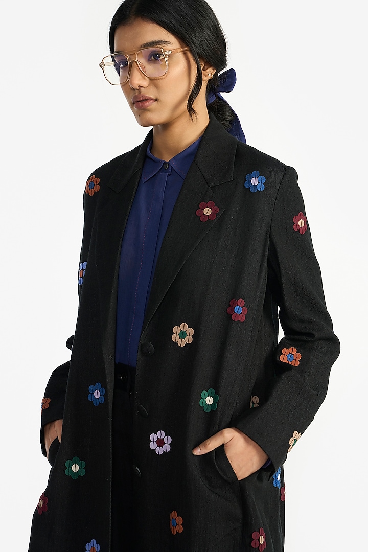 Black Handloom Linen Applique Embroidered A-Line Jacket by Payal Pratap at Pernia's Pop Up Shop