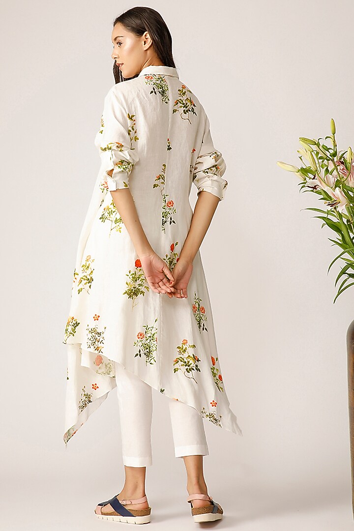White Floral Printed Asymmetrical Tunic by Payal Pratap at Pernia's Pop Up Shop