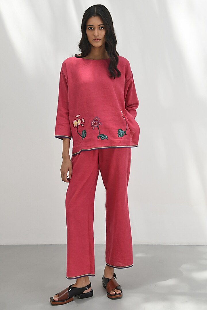 Crimson Red Handloom Linen Applique Floral Embroidered Boxy Top by Payal Pratap at Pernia's Pop Up Shop