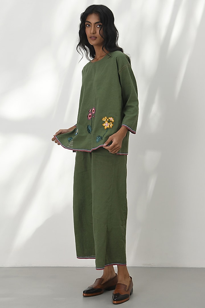 Olive Green Handloom Linen Applique Floral Embroidered Boxy Top by Payal Pratap at Pernia's Pop Up Shop