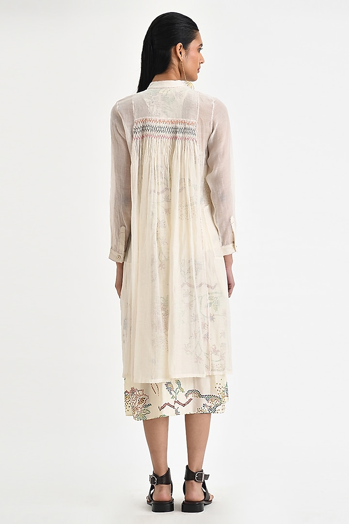 Ecru Chanderi Floral Embroidered Tunic by Payal Pratap at Pernia's Pop Up Shop