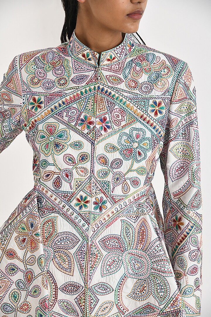 Ecru White Malkha Cotton Kedia Hand Embroidered Jacket by Payal Pratap at Pernia's Pop Up Shop