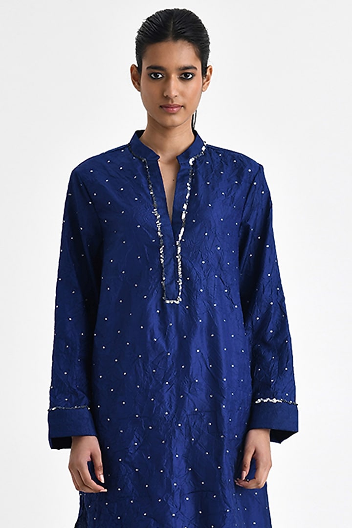 Cobalt Blue Crushed Silk Sequins Short Kurta Set by Payal Pratap at Pernia's Pop Up Shop