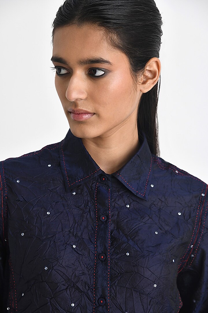 Navy Blue Crushed Silk Kurta Set by Payal Pratap at Pernia's Pop Up Shop