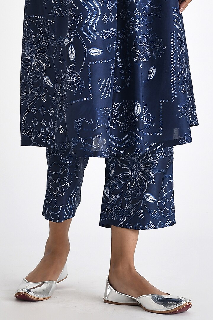 Navy Blue Silk Bandhani Printed Straight Pants by Payal Pratap at Pernia's Pop Up Shop
