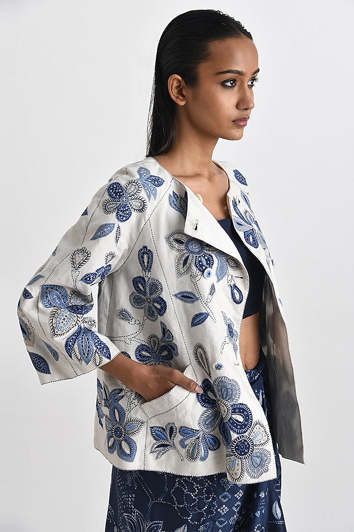 Ivory Line Floral Embroidered Jacket by Payal Pratap at Pernia's Pop Up Shop