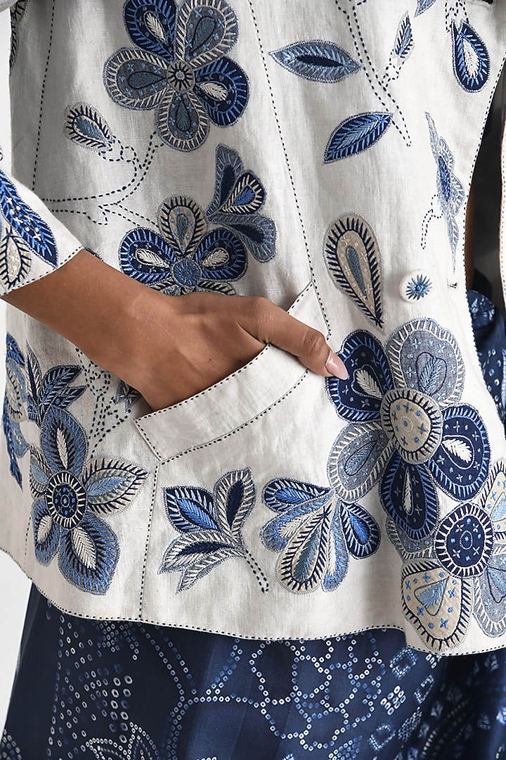 Ivory Line Floral Embroidered Jacket by Payal Pratap at Pernia's Pop Up Shop