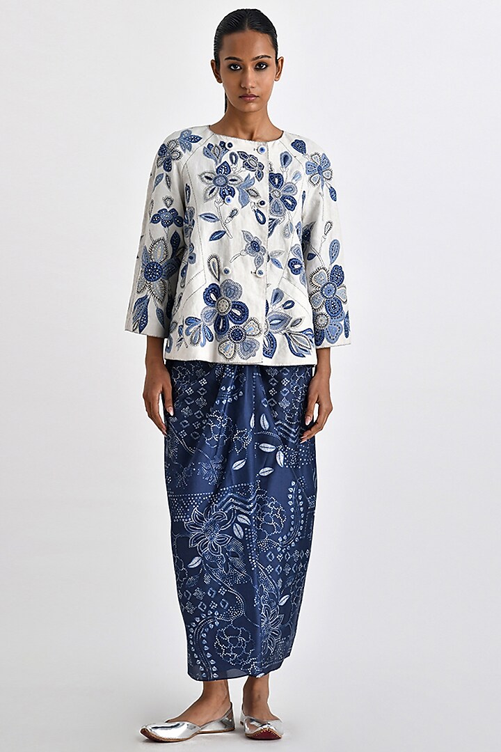 Ivory Line Floral Embroidered Jacket by Payal Pratap at Pernia's Pop Up Shop