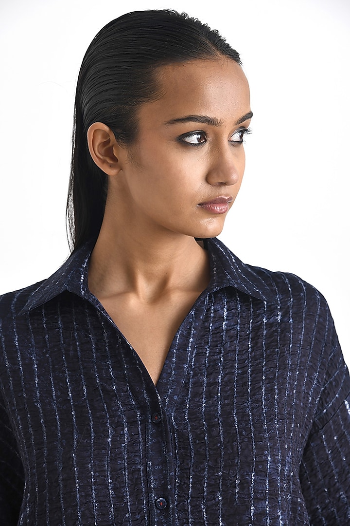 Navy Linen Satin Bandhani Printed Oversized Shirt by Payal Pratap at Pernia's Pop Up Shop