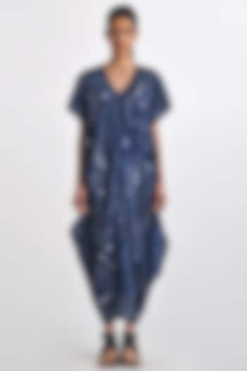 Navy Silk Bandhani Printed Paneled Kaftan by Payal Pratap at Pernia's Pop Up Shop