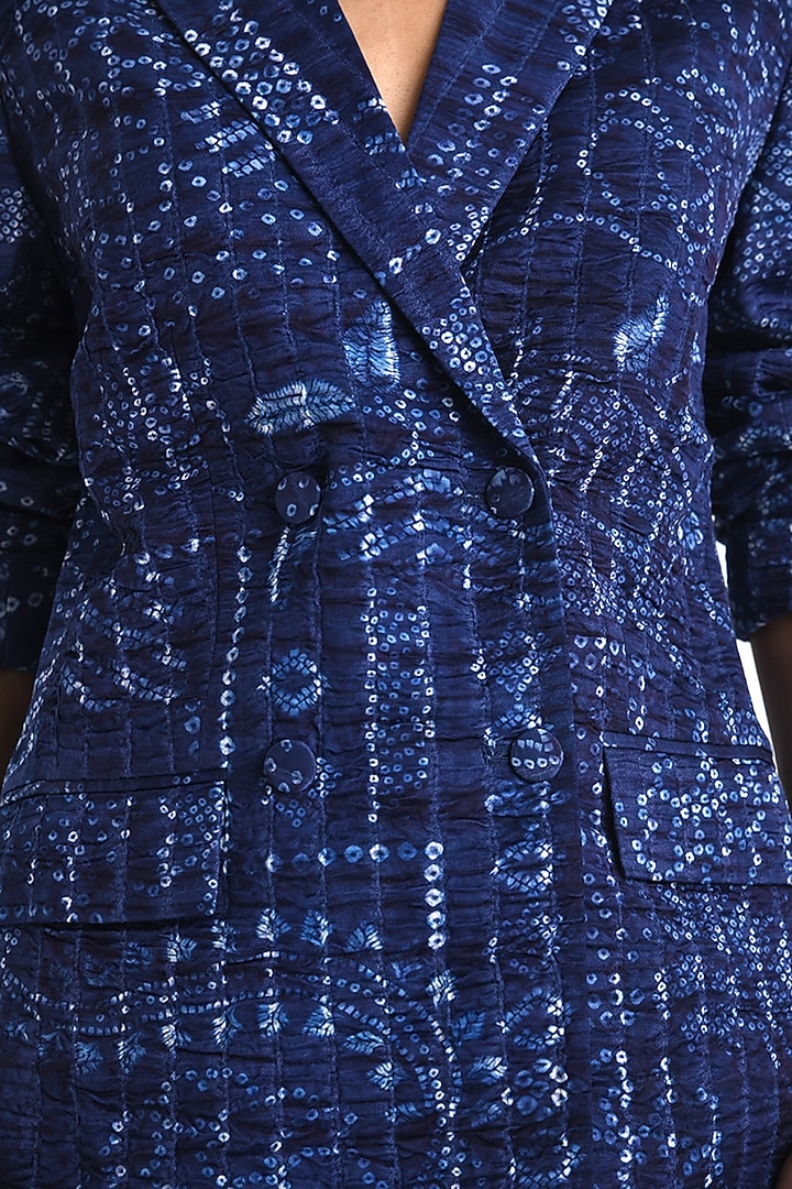 Navy Linen Satin Bandhani Printed Jacket by Payal Pratap at Pernia's Pop Up Shop