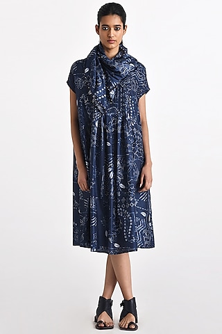 Navy Silk Bandhani Printed Scarf by Payal Pratap