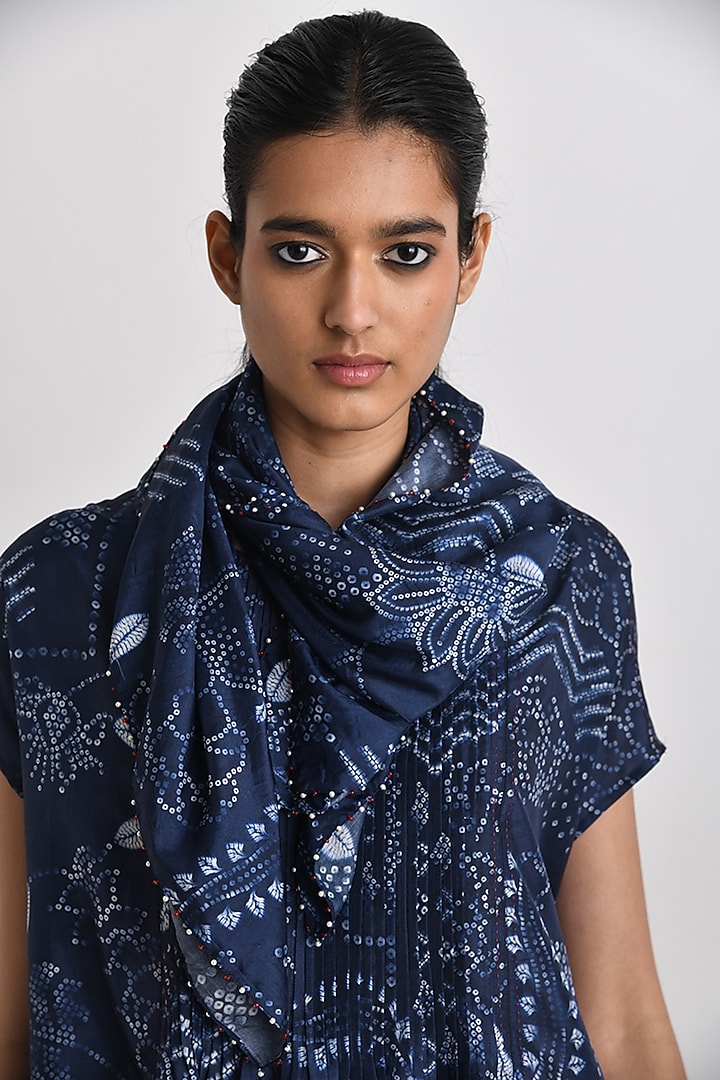 Navy Silk Bandhani Printed Scarf by Payal Pratap at Pernia's Pop Up Shop