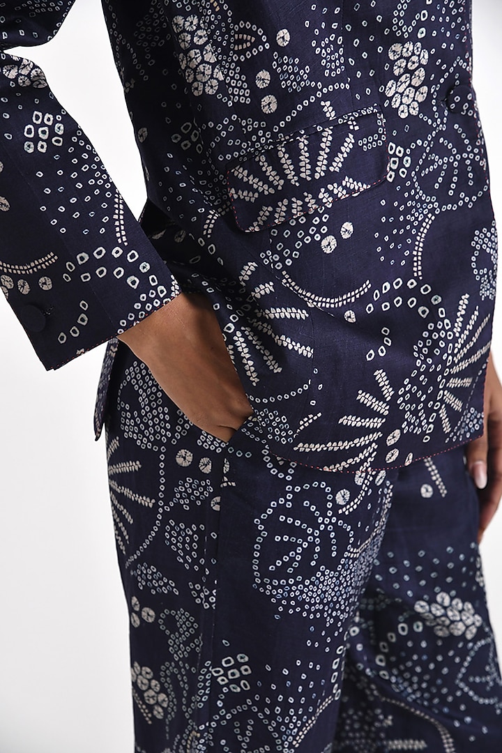 Navy Linen Satin Bandhani Printed Jacket by Payal Pratap at Pernia's Pop Up Shop