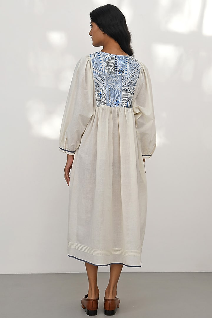 Ivory Handloom Cotton Hand Embroidered Tunic by Payal Pratap at Pernia's Pop Up Shop