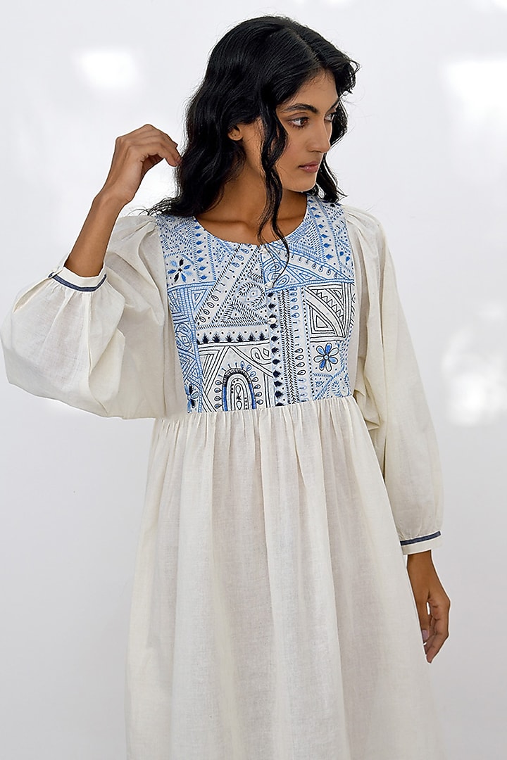 Ivory Handloom Cotton Hand Embroidered Tunic by Payal Pratap at Pernia's Pop Up Shop