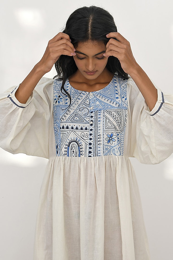 Ivory Handloom Cotton Hand Embroidered Tunic by Payal Pratap at Pernia's Pop Up Shop