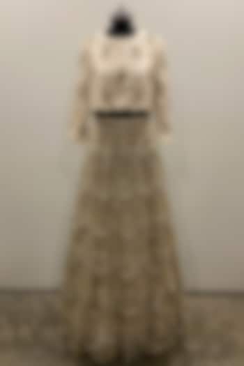 White Embroidered Bridal Lehenga Set by Payal Singhal at Pernia's Pop Up Shop