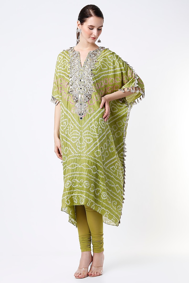 Green Bandhani Embroidered Kaftan Set by Payal Singhal at Pernia's Pop Up Shop