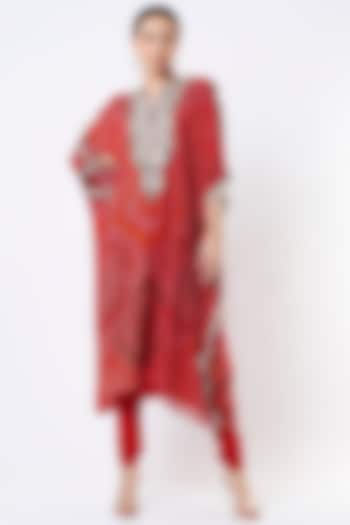 Cadmium Red Embroidered Bandhani Kaftan Set by Payal Singhal